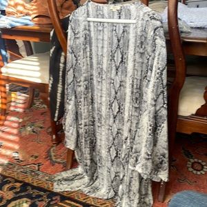 Snake skin print kimono